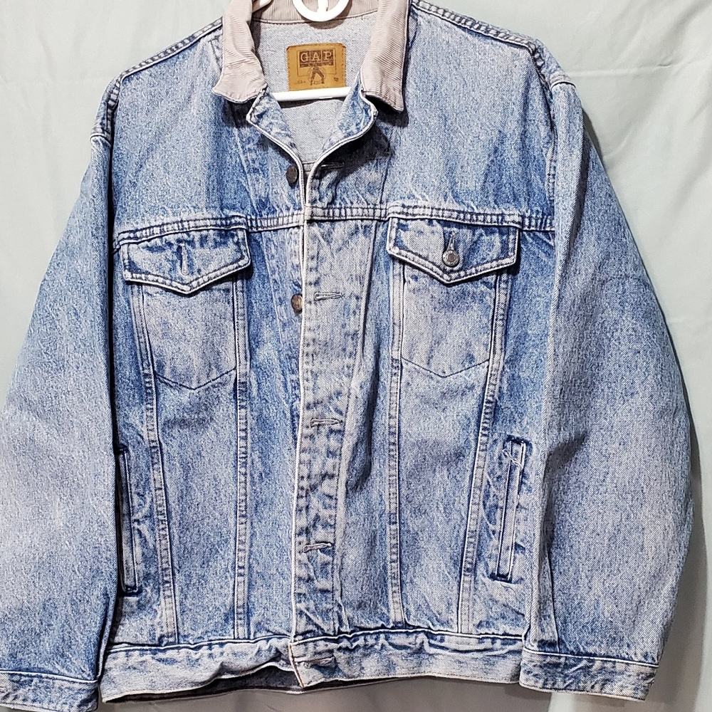 GAP Men's Denim Trucker Style Jacket w/Corduroy Lined Collar